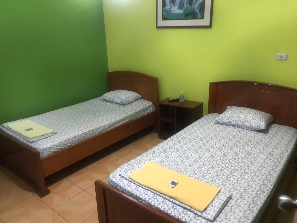 Amazon Dream Hostel With Ac And Starlink Iquitos Eksteriør billede