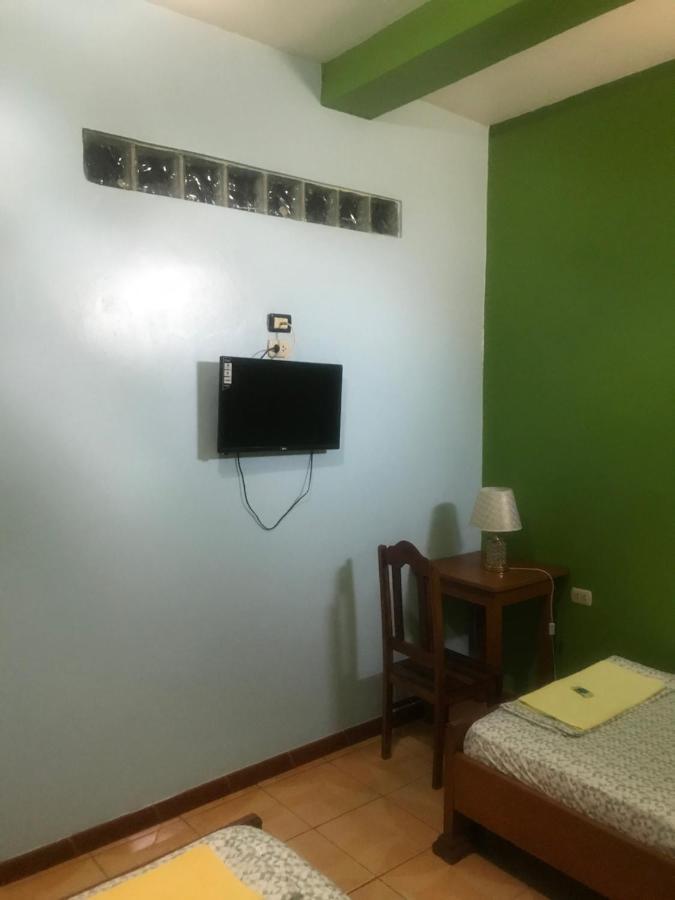 Amazon Dream Hostel With Ac And Starlink Iquitos Eksteriør billede